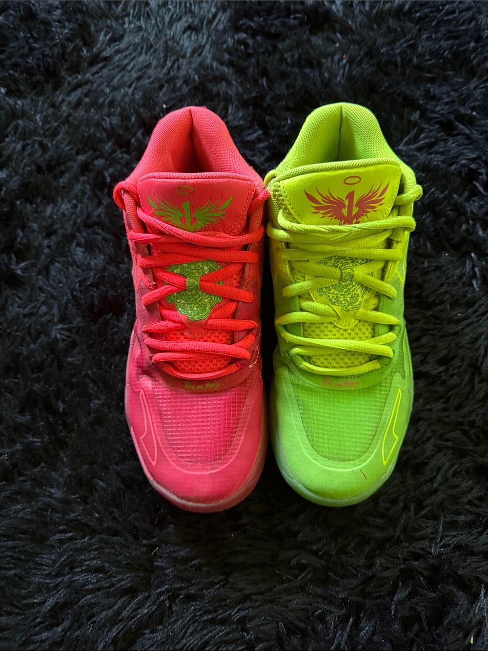 Puma Rick & Morty men’s Neon Pink & Neon Green Colorblock Sneakers